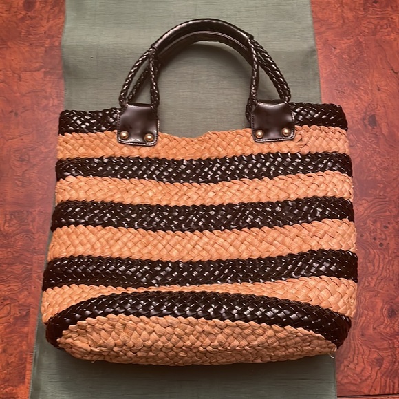 Talbot’s Tote in Poly and Straw Stripe - Picture 2 of 6